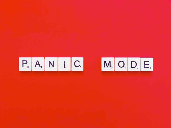 Wie kann man einen eigenen Modestil kreieren, der über die Zeit Bestand hat?